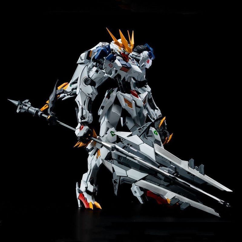 【IN STOCK】LUNAVOR MG 1/100 Wol - Model Kit Barbatos 评论和价格