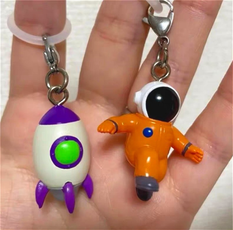 Original capsule toys kawaii S - Model Kit Ufo 评论和价格