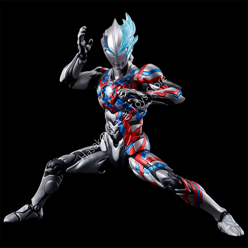Bandai FRS Figure-rise Standar - Model Kit Ultraman 评论和价格